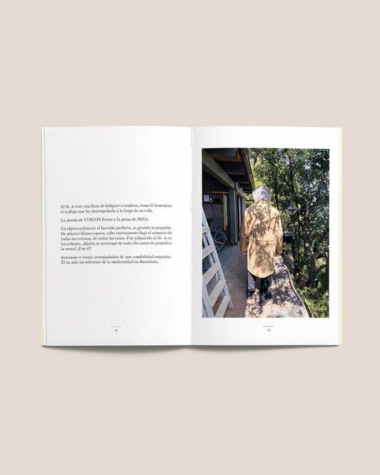 El SR. A EN LA CASA U - Alicia Chillida Book