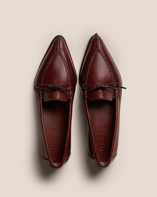 ARESTA - Pointy Moccasin Flat