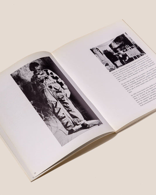J. TORRES GARCIA. EXPOSICIÓN ANTOLÓGICA - Museo de Arte Moderno Book