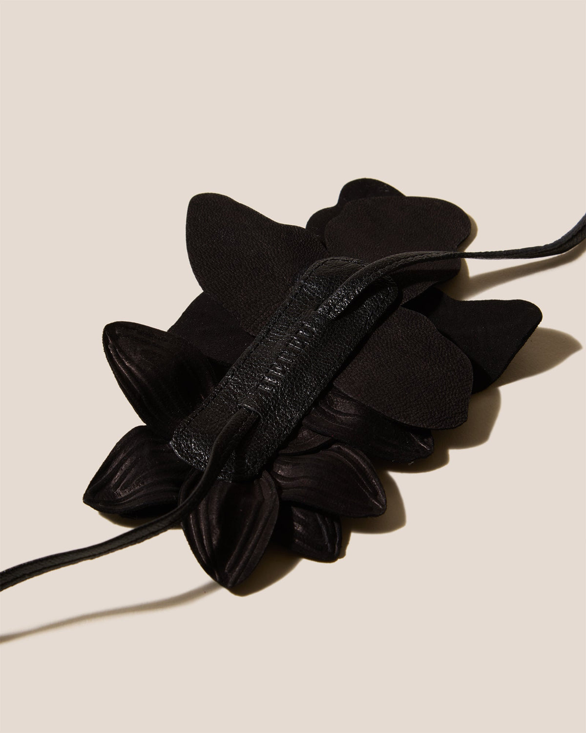 COROLA - Flower Charm with Leather Strap