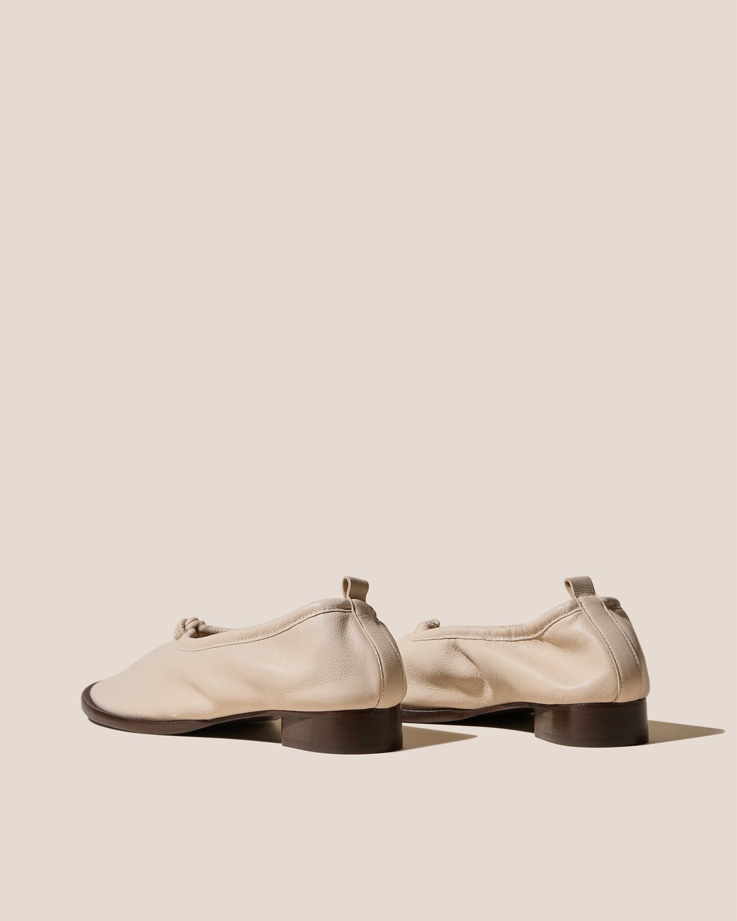 PUNTERA R MID - Mid-Heel Pump