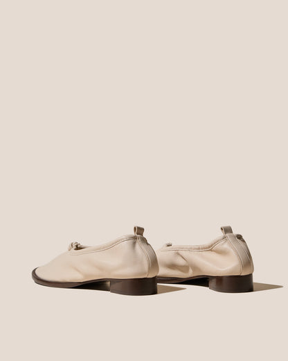 PUNTERA R MID - Mid-Heel Pump