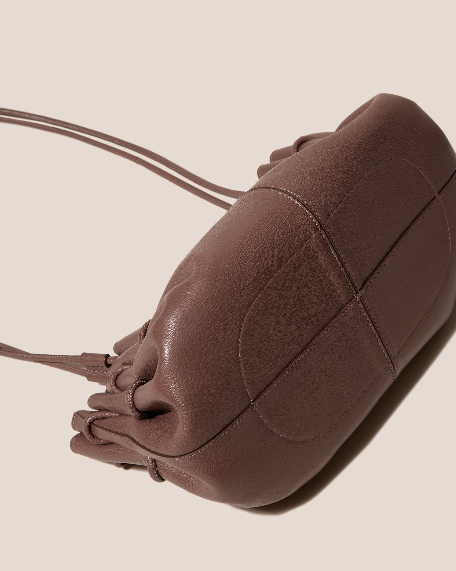 ARTA - Pleated Shoulder Bag