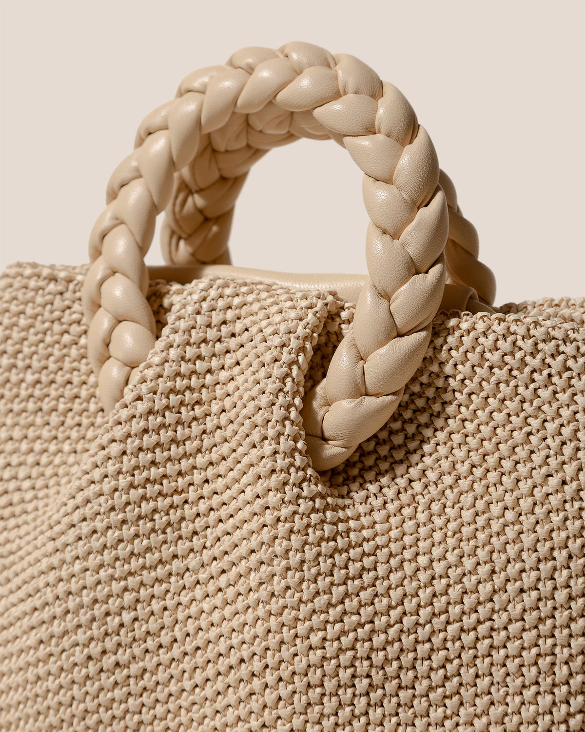 BOMBON M SOFT RAFFIA - Medium Plaited-handle Raffia Handbag