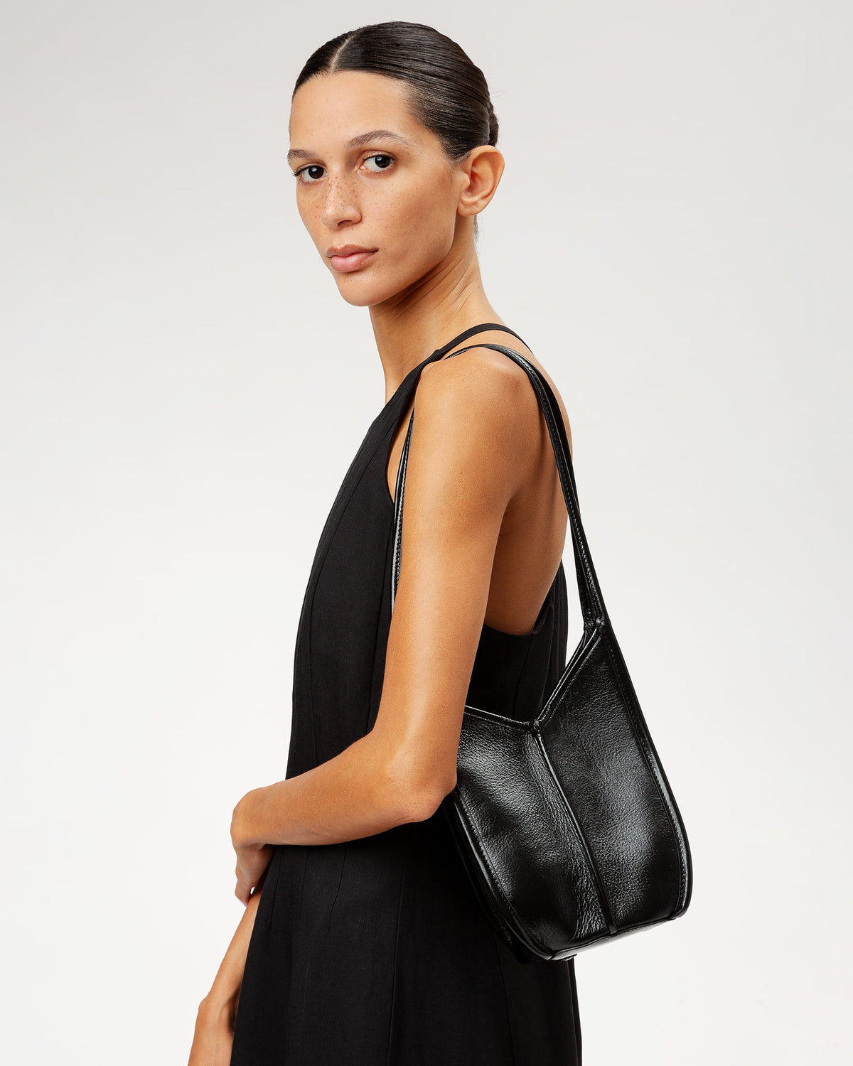 CALELLA BUCKET LEATHER - Leather-trimmed Shoulder Bag