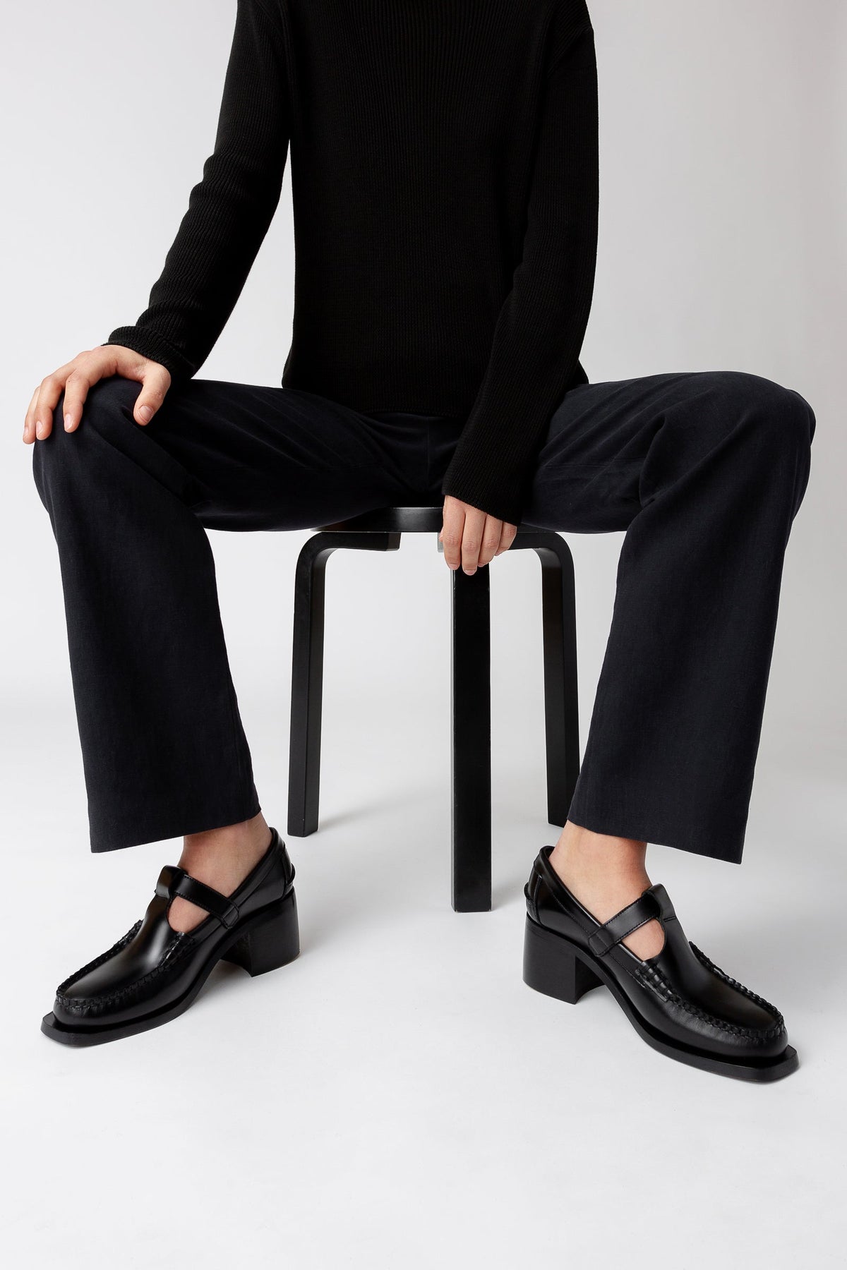 ALBER HEELED - T-Bar Loafer