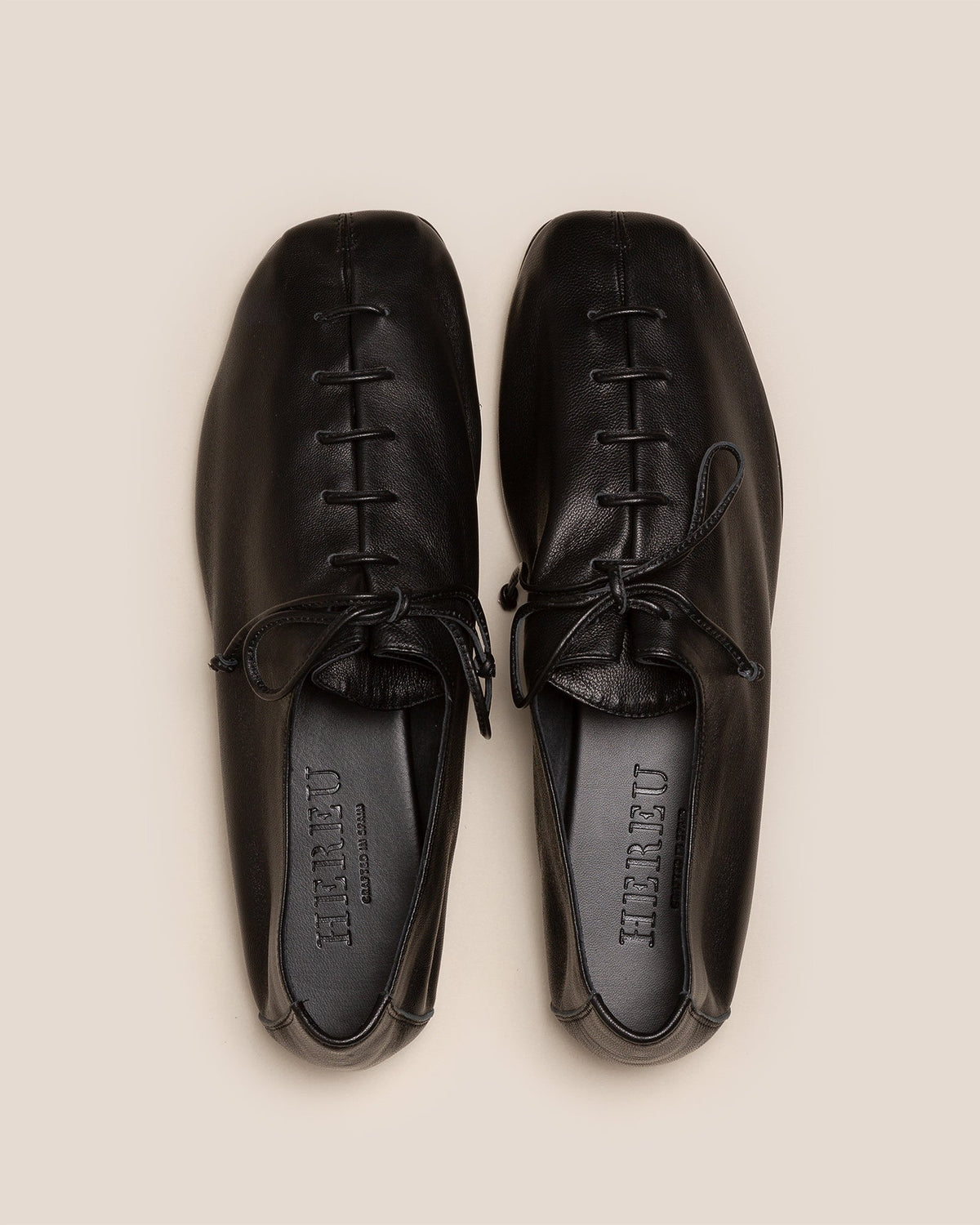 PLEGADA SHINY - FOR ALL - Deconstructed Lace-up Shoe