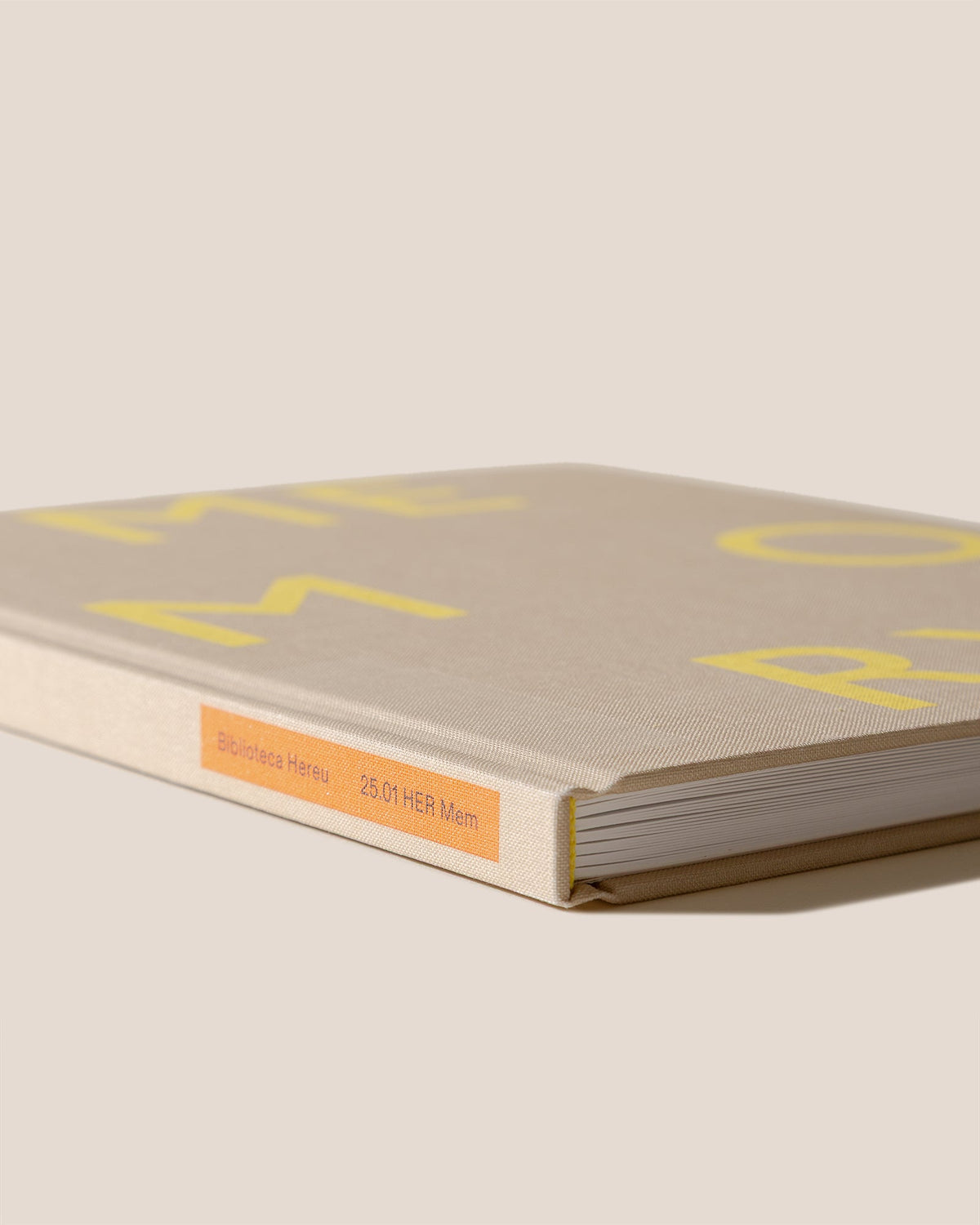 MEMORY. A PLAY OF TWOS - HEREU Photobook
