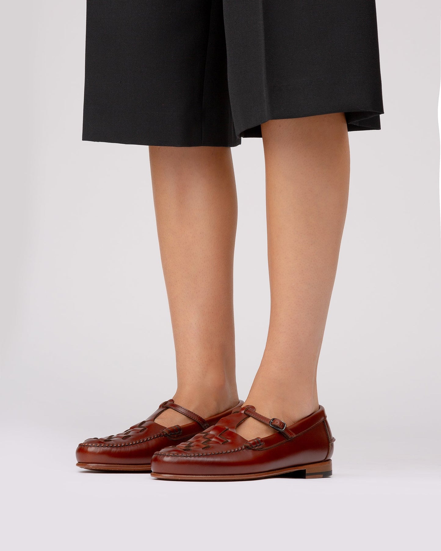 MAQUEDA - Interwoven T-Bar Loafer
