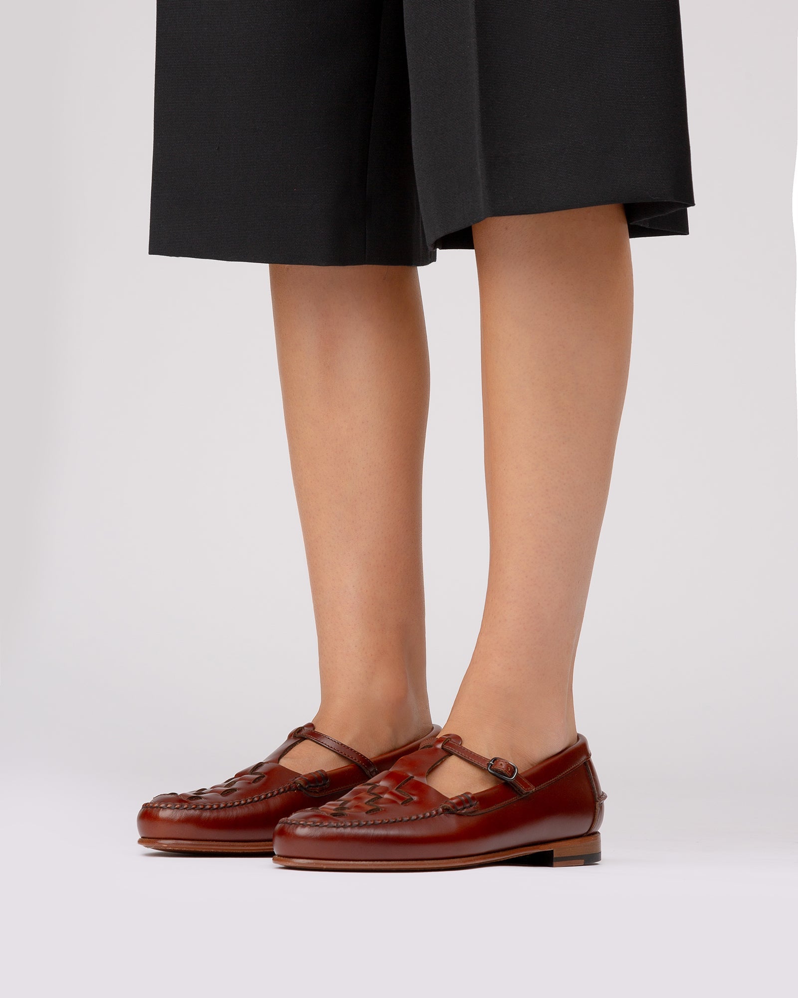 MAQUEDA - Interwoven T-Bar Loafer