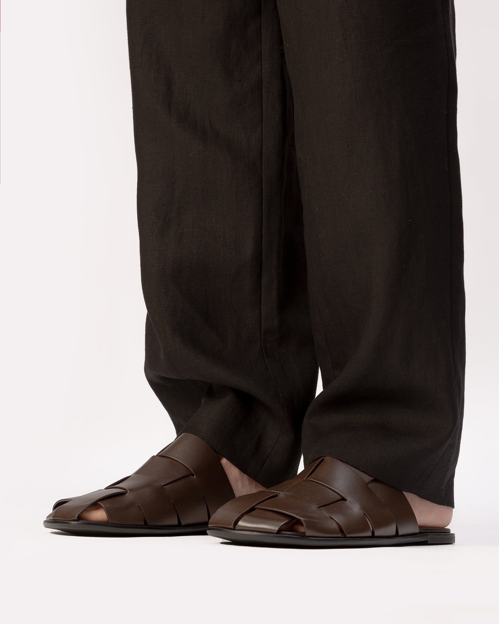 DIRA SLIM SUEDE - Men's Interwoven Mule