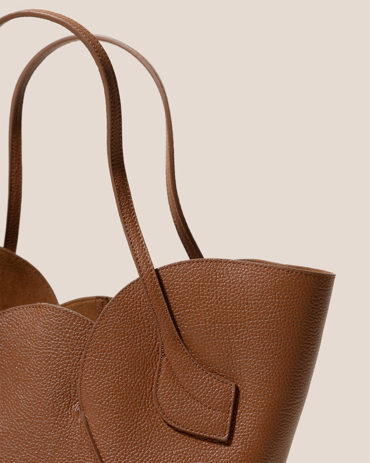 SEPAL S GRAINY - Tulip Shape Zipped Tote Bag