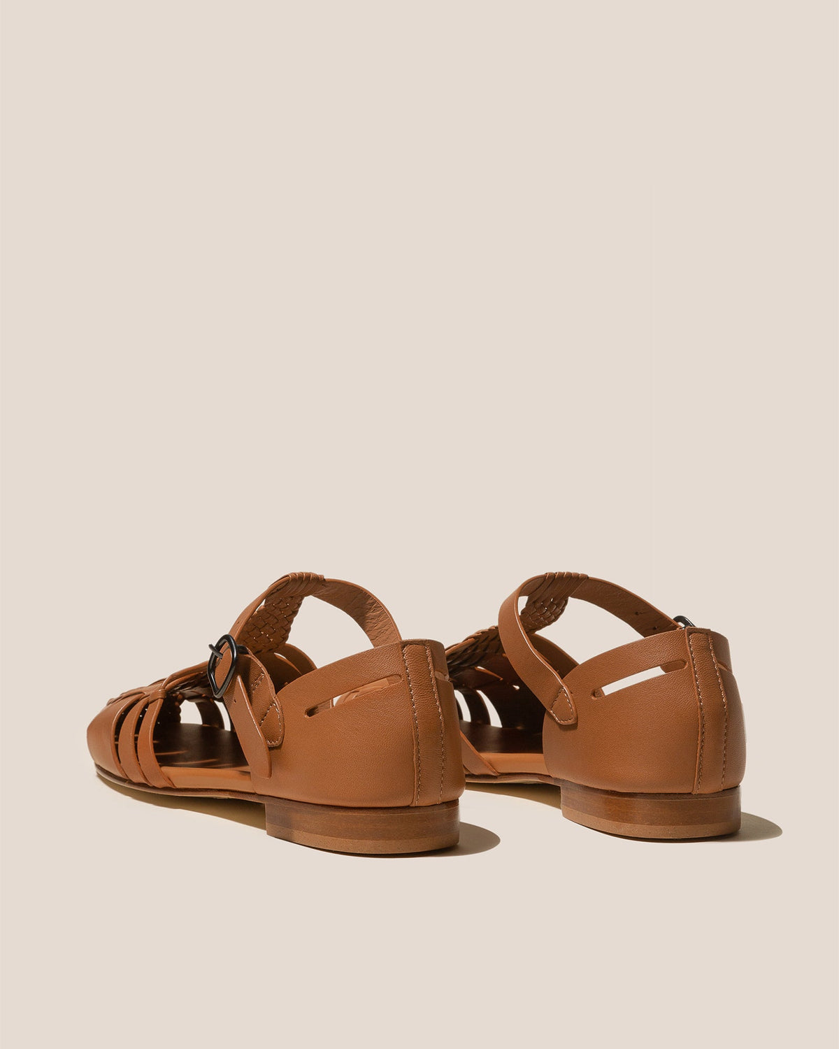 VEDRA - FOR ALL - Round-Toe Soft Fisherman Sandal