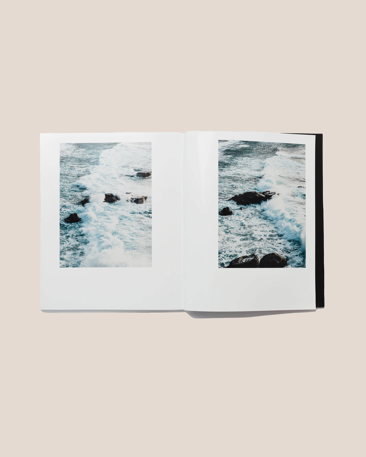 ILLA - Photo Book By Salva López