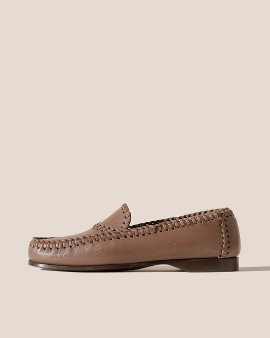SASTRE SUPPLE SHINY - Braided Seam Slip-On Loafer