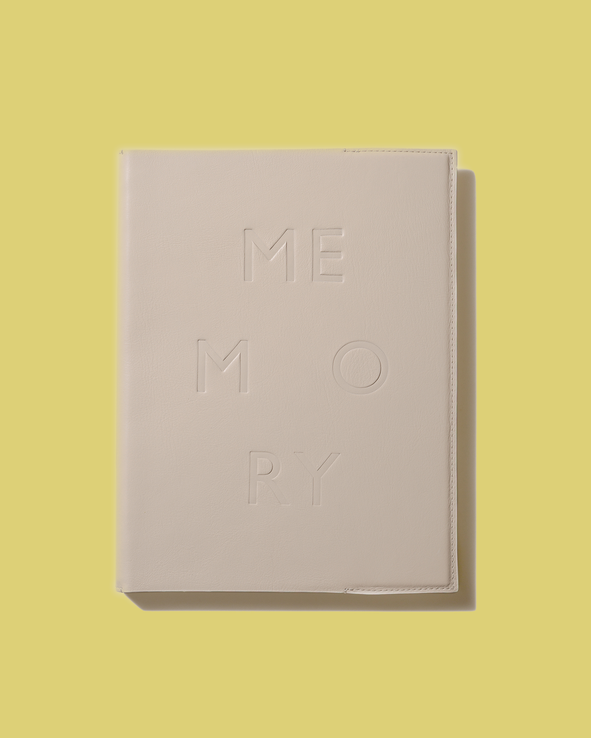 MEMORY. A PLAY OF TWOS - HEREU Photobook